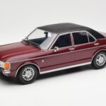 Ford Granada Mk1 Rouge Foncé Métallisé Noir Mat MCG 1:18 MCG18393