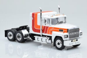 Ford LTL 9000 Blanc Rouge Orange IXO 1:43 TR094 Métal — image 3 sur 5