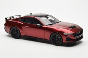 Ford Mustang GT S650 Rapid Rouge GT Spirit 1:18 GT433 Résine — image 4 sur 6