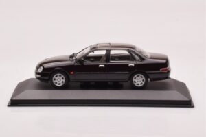 Ford Scorpio Noir Minichamps 1:43