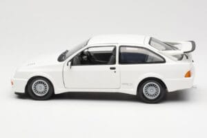 Ford Sierra RS RHD Blanc Minichamps 1:18 150084070 Métal — image 4 sur 8