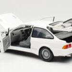 Ford Sierra RS RHD Blanc Minichamps 1:18 - image 5 of 8