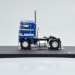 Freightliner COE Bleu Blanc IXO 1:43 - image 2 of 4