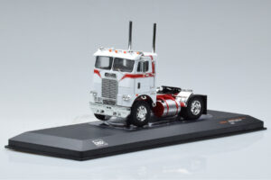 Freightliner COE Blanc IXO 1:43 TR128