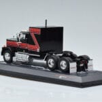 GMC General Rouge Noir IXO 1:43 TR102 - image 5 of 6