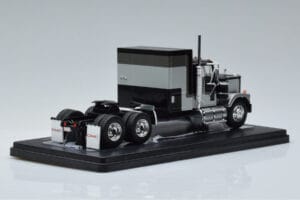 GMC General Argent Noir IXO 1:43 TR117 Métal — image 2 sur 6