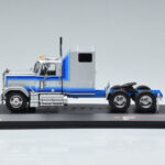 GMC General Argent IXO 1:43 TR079 - image 3 of 6