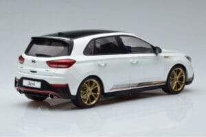 Hyundai i30 N PD Atlas Blanc MCG 1:18 MCG18376 Métal — image 2 sur 6