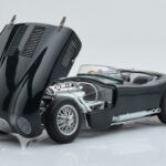 Jaguar C-Type Vert AUTOart 1:18 - image 2 of 8