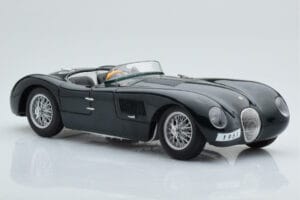 Jaguar C-Type Vert AUTOart 1:18 73500 Métal — image 6 sur 8