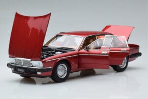 Jaguar XJ6 XJ40 Flamenco Rouge Almost Real 1:18 810541 Métal — image 2 sur 11
