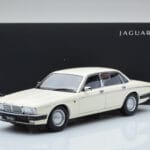 Jaguar XJ6 XJ40 Glacier Blanc Almost Real 1:18 - image 11 of 11