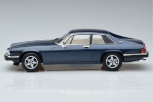 Jaguar XJS V12 Bleu Métallisé Édition Limitée Norev 1:18 182622 Métal — image 3 sur 6