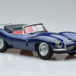 Jaguar XKSS Bleu AUTOart 1:18 - image 6 of 9