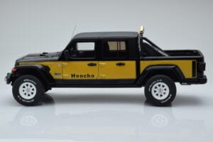 Jeep Gladiator Honcho Noir GT Spirit 1:18 GT422 Résine — image 3 sur 6