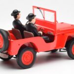 Jeep Willys Tintin 2 Figurines UT Models 1:18 - image 2 of 6