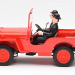 Jeep Willys Tintin 2 Figurines UT Models 1:18 - image 3 of 6