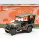 Jeep Willys Avec Bâche UT Models 1:18 - image 6 of 6