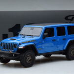 Jeep Wrangler Rubicon 392 Bleu GT Spirit 1:18 - image 6 of 6
