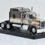 Kenworth W900 Marron IXO 1:43 - image 3 of 4