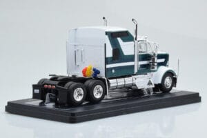 Kenworth W900 Vert Blanc IXO 1:43 TR164 Métal — image 2 sur 6