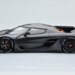 Koenigsegg Jesko Absolut Graphite Gris Asia Exclusive GT Spirit 1:18 - image 3 of 6