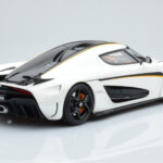 Koenigsegg Regera Blanc GT Spirit 1:18 - image 2 of 5