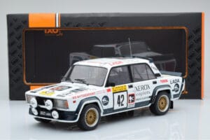Lada 2105 VFTS #42 S. Brundza Rally 1000 Lakes 1984 IXO 1:18 18RMC146 Métal — image 6 sur 6