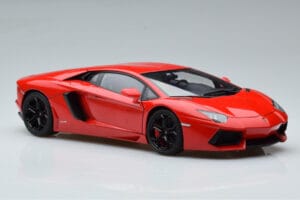 Lamborghini Aventador LP700-4 Andromeda Rouge AUTOart 1:18 74669 Métal — image 6 sur 10