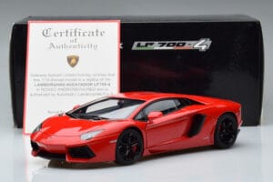 Lamborghini Aventador LP700-4 Andromeda Rouge AUTOart 1:18 74669 Métal — image 10 sur 10