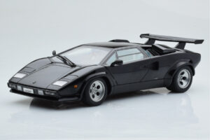 Lamborghini Countach LP5000S Noir AUTOart 1:18