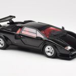 Lamborghini Countach LP 5000 Quattrovalvole Noir Kyosho 1:18 08320BK - image 6 of 8