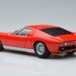 Lamborghini Miura SV Rouge AUTOart 1:18 - image 7 of 8