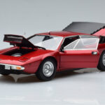 Lamborghini Urraco P250 Rouge Kyosho 1:18 - image 2 of 10