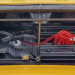 Lamborghini Urraco Jaune Kyosho 1:18 - image 9 of 10