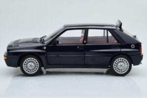 Lancia Delta HF Integrale Club Italia Bleu Kyosho 1:18 08343SC Métal — image 5 sur 8