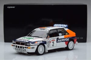 Lancia Delta HF Integrale Evoluzione #2 C. Sainz / L. Moya Tour de Corse 1993 Kyosho 1:18 08348J Métal — image 9 sur 9