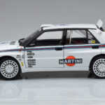 Lancia Delta HF Integrale Evoluzione Test Car Kyosho 1:18 - image 4 of 9