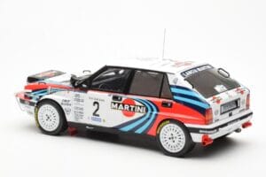 Lancia Delta Integrale 16V #2 M. Biasion / T. Siviero Rally Safari 1990 IXO 1:18 18RMC139A Métal — image 5 sur 6