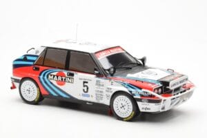 Lancia Delta Integrale 16V #5 J. Kankkunen / J. Piironen Rally Safari 1990 IXO 1:18 18RMC139C Métal — image 4 sur 6