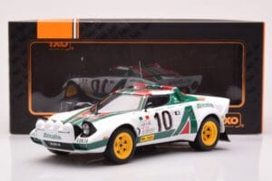 Lancia Stratos HF #10 S. Munari / S. Maiga Rally Monte Carlo 1976 IXO 1:18 18RMC162A Métal — image 6 sur 6