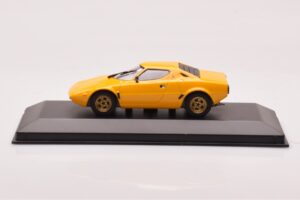 Lancia Stratos Jaune Minichamps 1:43 430125020