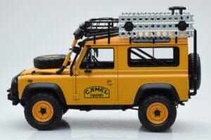 Land Rover Defender 90 Camel Trophy Borneo 1985 Almost Real 1:18 810213 Métal — image 4 sur 8