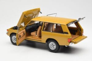 Land Rover Range Rover Classic Jaune Almost Real 1:18 ALM810103 Métal — image 5 sur 8