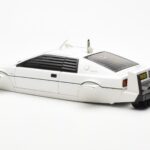 Lotus Esprit Type 79 James Bond The Spy Who Loved Me Submarine Blanc AUTOart 1:18 - image 4 of 8