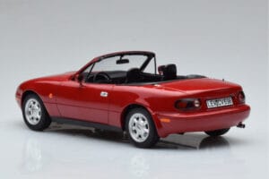 Mazda MX-5 NA Norev 1:18 188020 Métal — image 7 sur 8