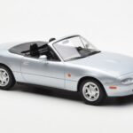 Mazda MX-5 NA Argent Norev 1:18 - image 5 of 7
