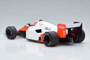 McLaren MP4/2B Marlboro #1 N. Lauda Winner Dutch Grand Prix 1985 MCG 1:18 MCG18607F Métal — image 5 sur 6