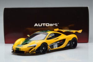 McLaren P1 GTR Jaune Avec Rayures Vertes AUTOart 1:18 81544 Composite — image 7 sur 7