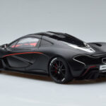 McLaren P1 Noir Mat AUTOart 1:18 - image 6 of 9